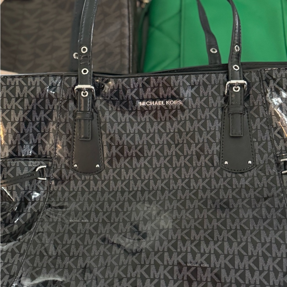 Black MK purse